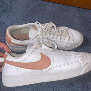 Nike Blazer Sneakers